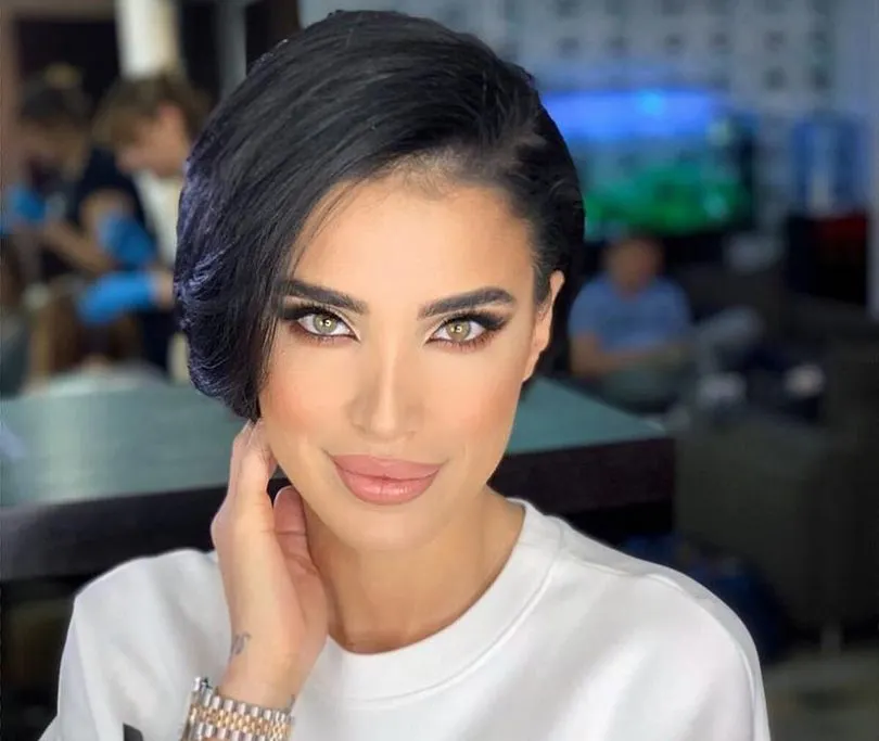 Adelina Pestrițu, criticată pe rețelele de socializare pentru pomul ei de Crăciun. Cum a reacționat vedeta?