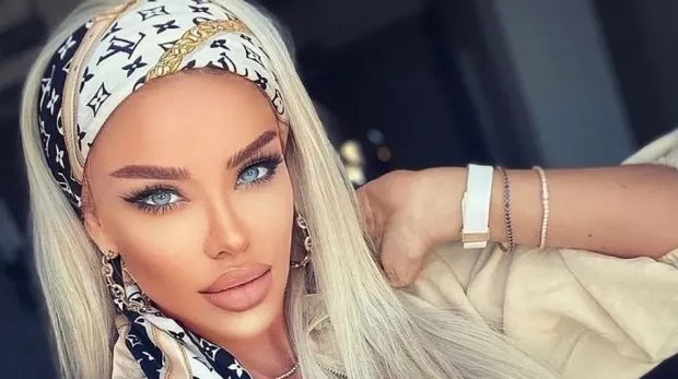 Bianca Drăgușanu a răbufnit după ce a deschis cadourile primite de ziua ei de naștere