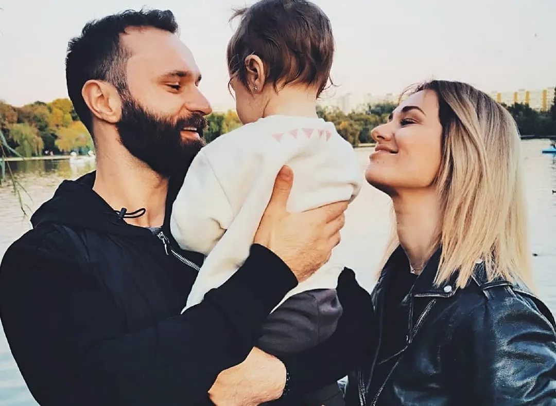Despărțire neașteptată la final de an! Feli Donose şi tatăl fetiței ei și-au spus „Adio”