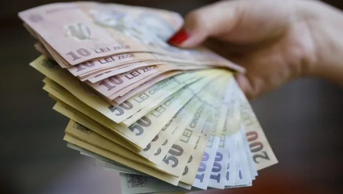 Românii cu salarii mari, impozitați suplimentar