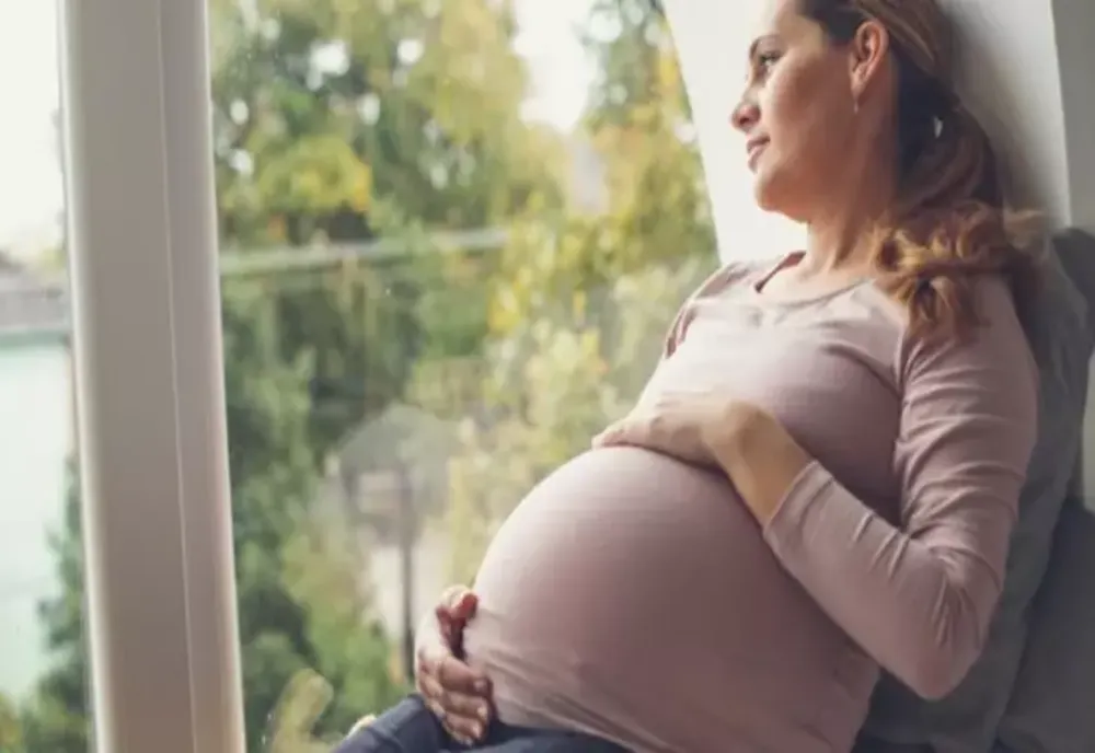 FEMEILE POT RĂMÂNE ÎNSĂRCINATE ȘI DUPĂ CE ȘI-AU LEGAT TROMPELE UTERINE