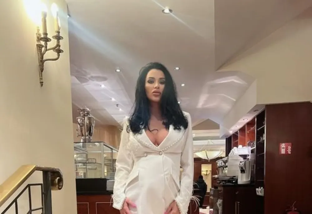 Daniela Crudu a născut. Imagini din sala de nașteri - FOTO