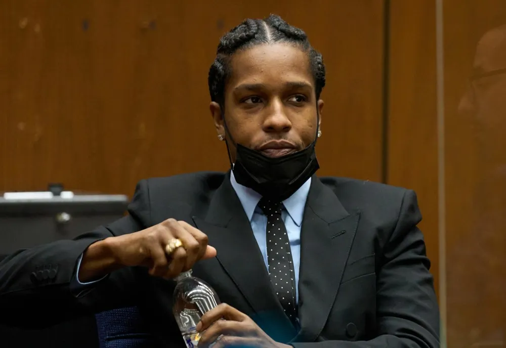 A$AP Rocky, judecat pentru agresiune. Iubitul Rihannei, acuzat că a tras cu arma