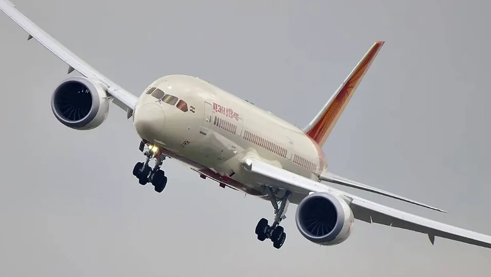 Haos la bordul unui avion Air India. Zbor anulat dintr-un motiv neașteptat