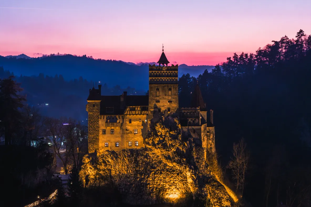 Castlemap: harta interactivă a castelelor din lume. România are 121 de locații