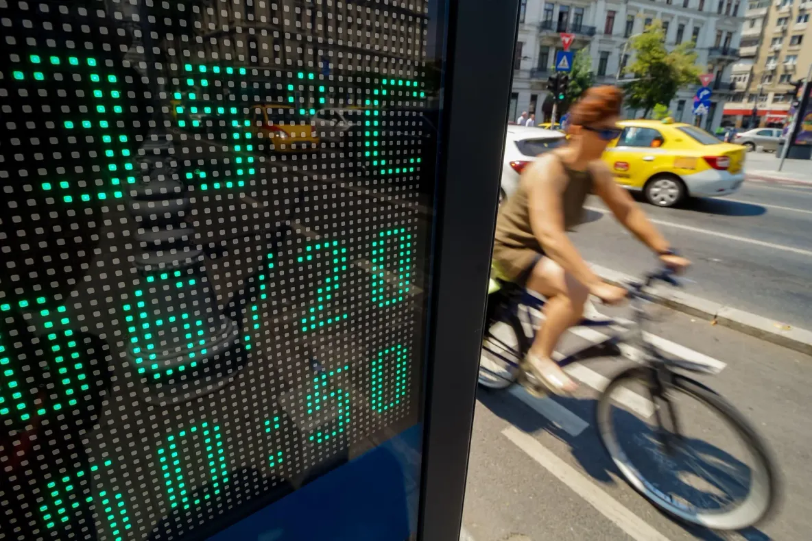 Weekend de foc. Cum să te protejezi de caniculă