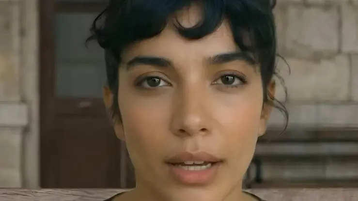 Lolita Cercel, artista creată cu AI, a susţinut primul concert live în Bucureşti