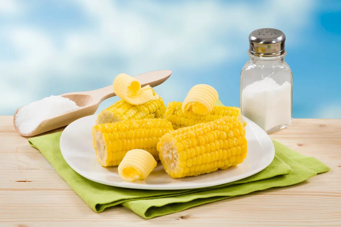 Porumbul fiert îngrașă? Câte calorii are și cât este recomandat să consumi