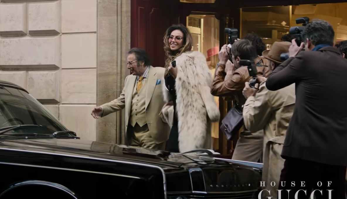 Mădălina Ghenea, răvășitoare la premiera „House of Gucci” de la Milano