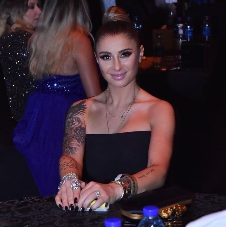 Noi imagini provocatoare cu Anamaria Prodan. Cum s-a pozat impresara după dezvăluirile fostului ei partener