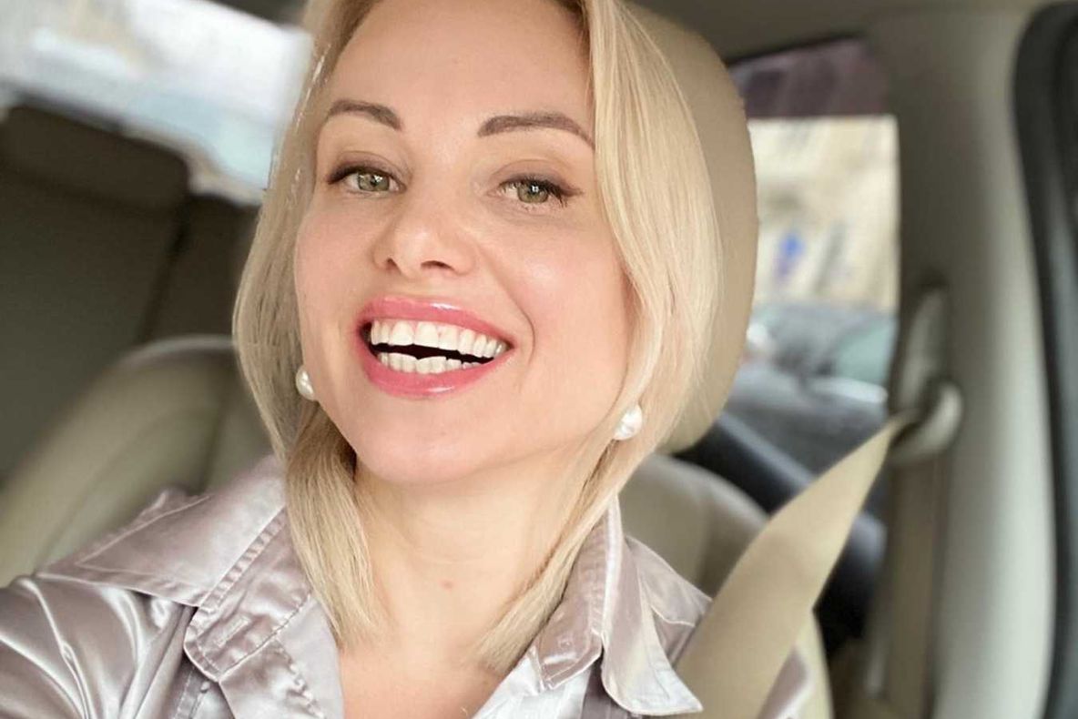 Marina Ovsiannikova, ziarista din Rusia care l-a sfidat pe Putin în direct la tv