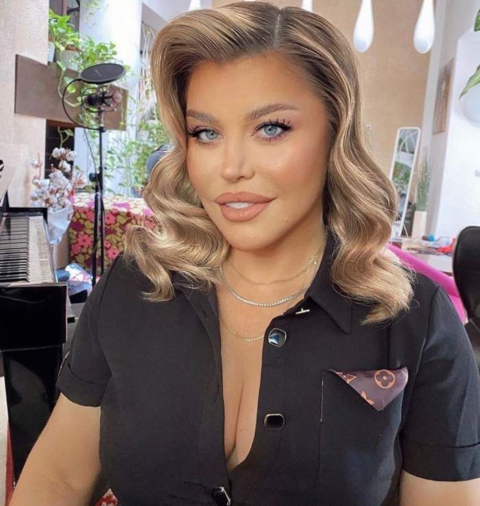 Loredana Groza, pusă la zid de fani după ce s-a fotografiat fără lenjerie intimă: „Ar avea mai mult succes în filme pentru adulţi”