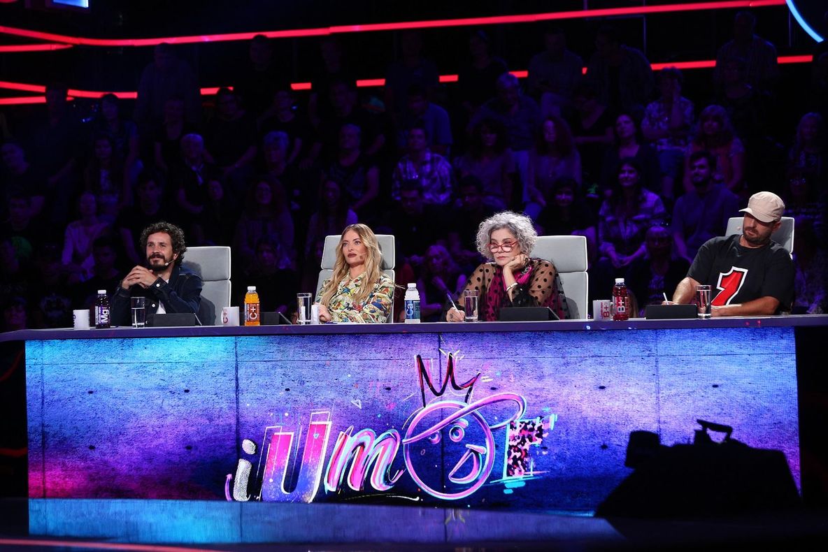 Schimbare în juriul „iUmor“: Costel Bojog a fost înlocuit