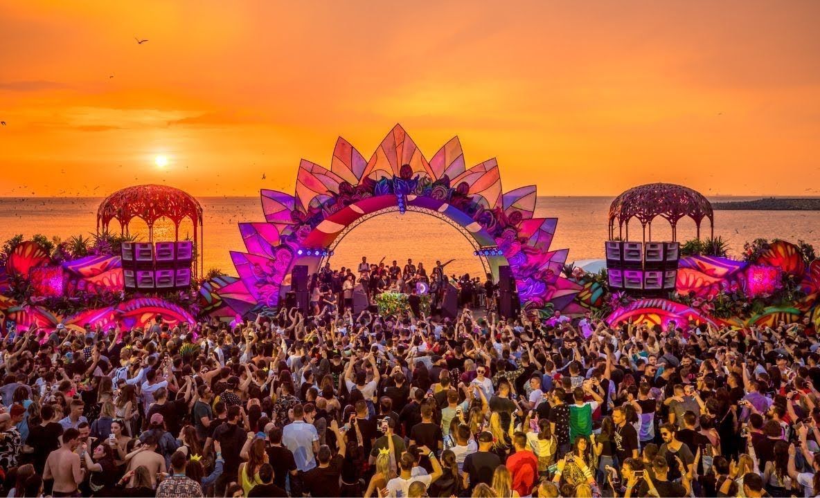 Au fost anunțați primii artiști care vor urca pe scenele Neversea în această vară