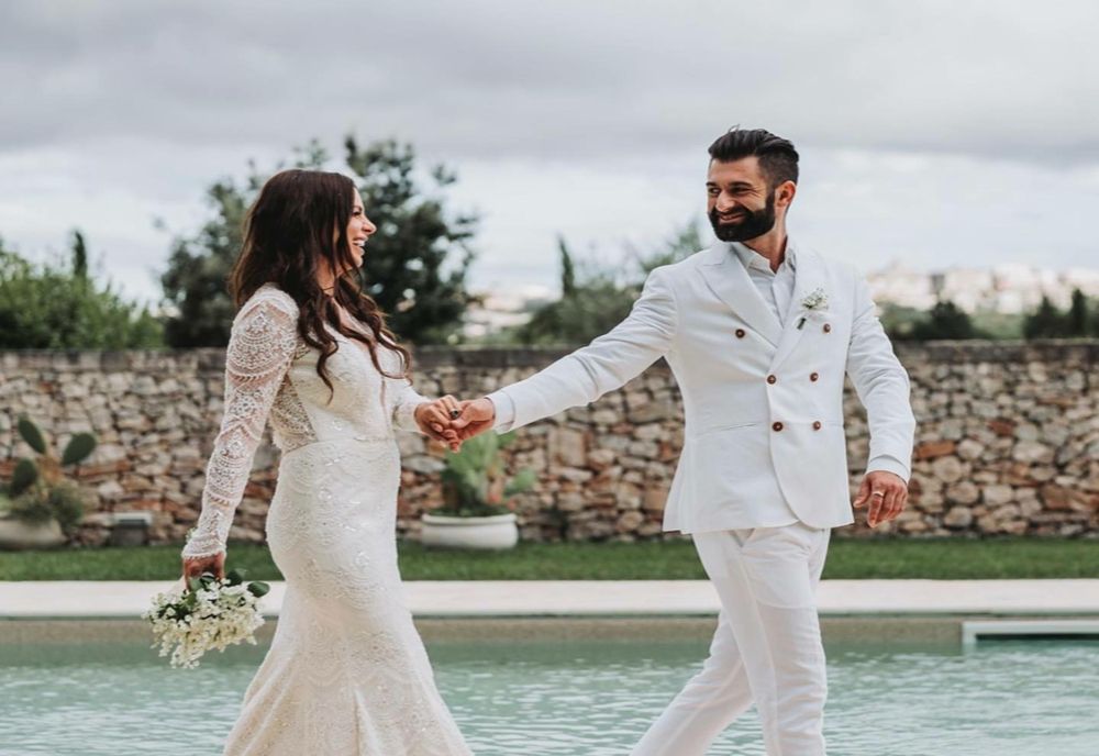 Jojo și Paul Ipate au repetat nunta și în România. Imagini de la eveniment