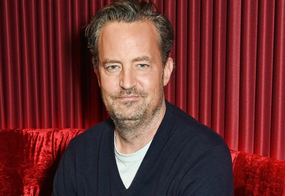 MOARTE PRIN SUPRADOZĂ. CINCI PERSOANE ARESTATE ÎN CAZUL DECESULUI LUI MATTHEW PERRY