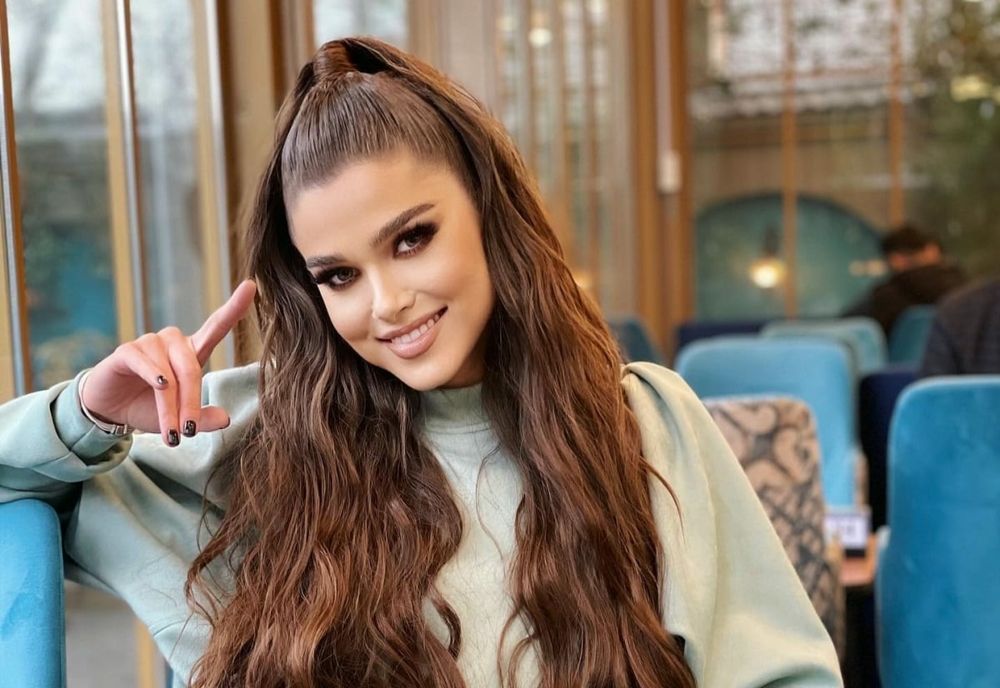 Theo Rose a dezvăluit motivul pentru care nu poartă inelul de logodnă