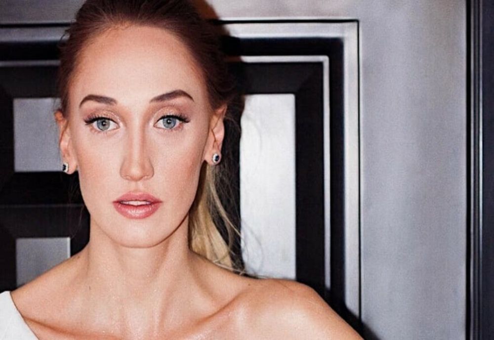 ILONA BREZOIANU ESTE ÎNSĂRCINATĂ. ACTRIȚA A PUBLICAT PRIMA ECOGRAFIE A BEBELUȘULUI EI