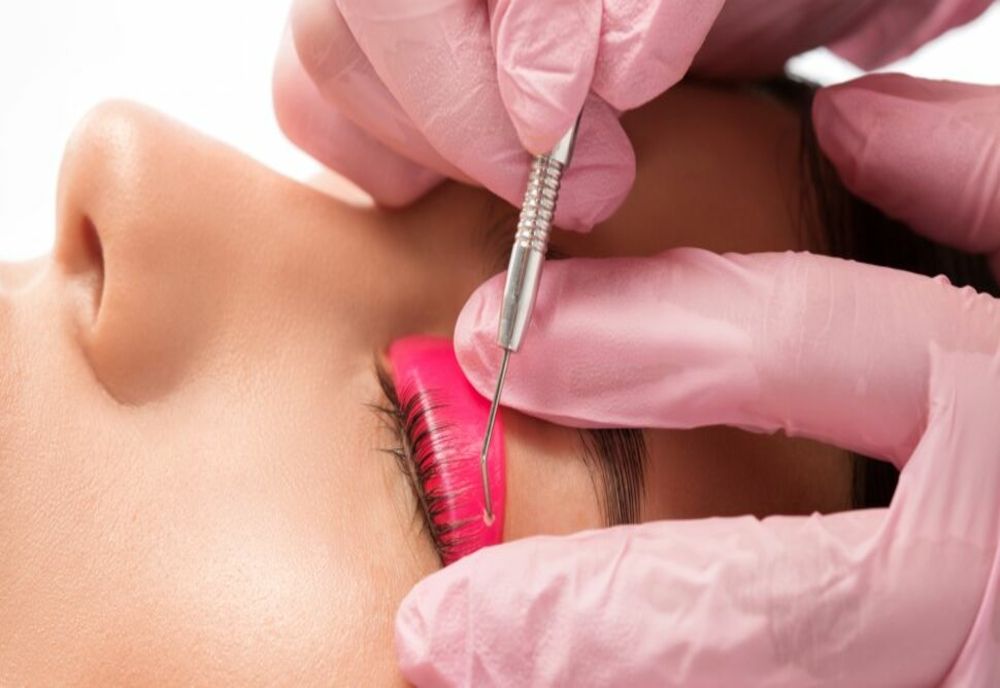 Cât durează un lifting de gene și când trebuie reînnoit?