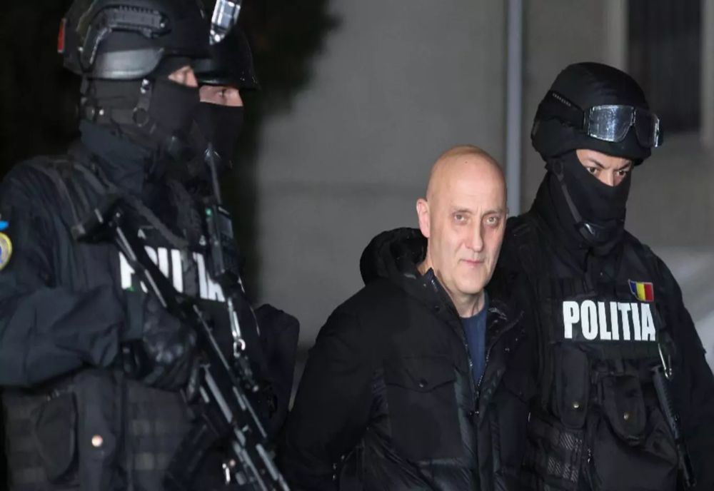 HORAȚIU POTRA SE ÎNTOARCE ÎN ROMÂNIA ȘI SE PREDĂ AUTORITĂȚILOR 