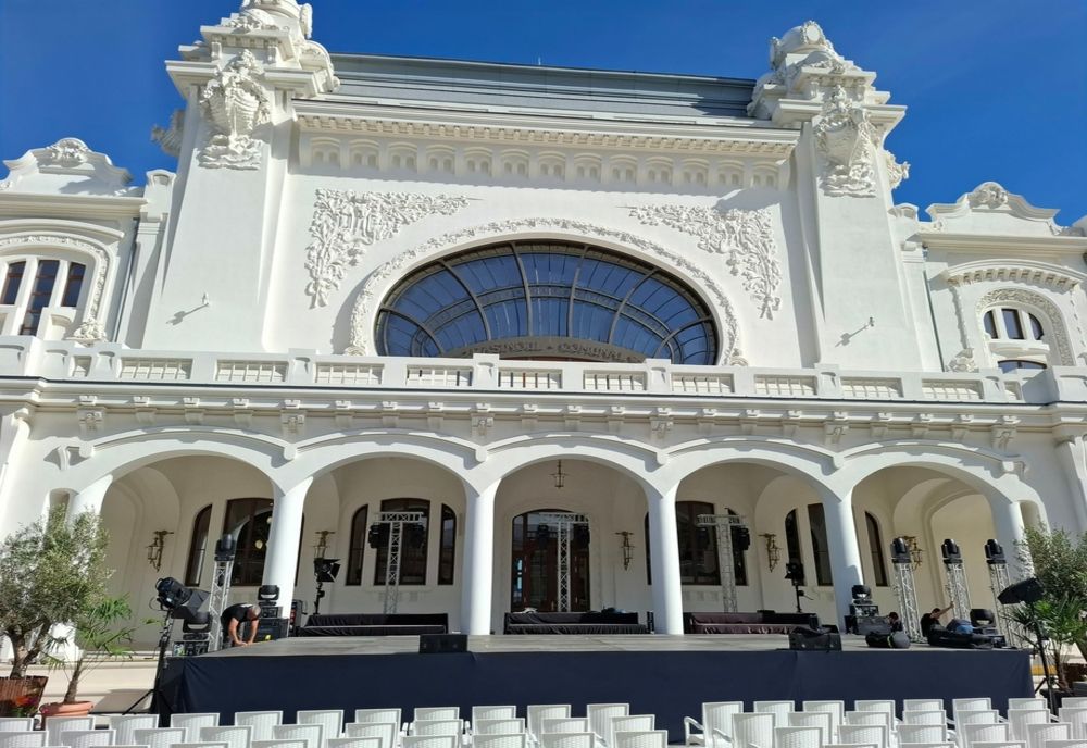 CÂT COSTĂ UN BILET PENTRU VIZITAREA CAZINOULUI DIN CONSTANȚA