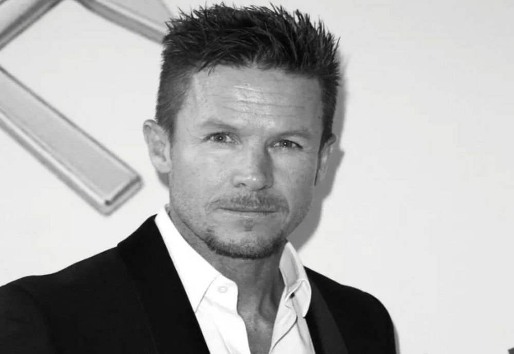 FELIX BAUMGARTNER, ÎNMORMÂNTAT ÎN MARE SECRET! PRIMELE IMAGINI CU MIHAELA RĂDULESCU LA FUNERALIILE LUI