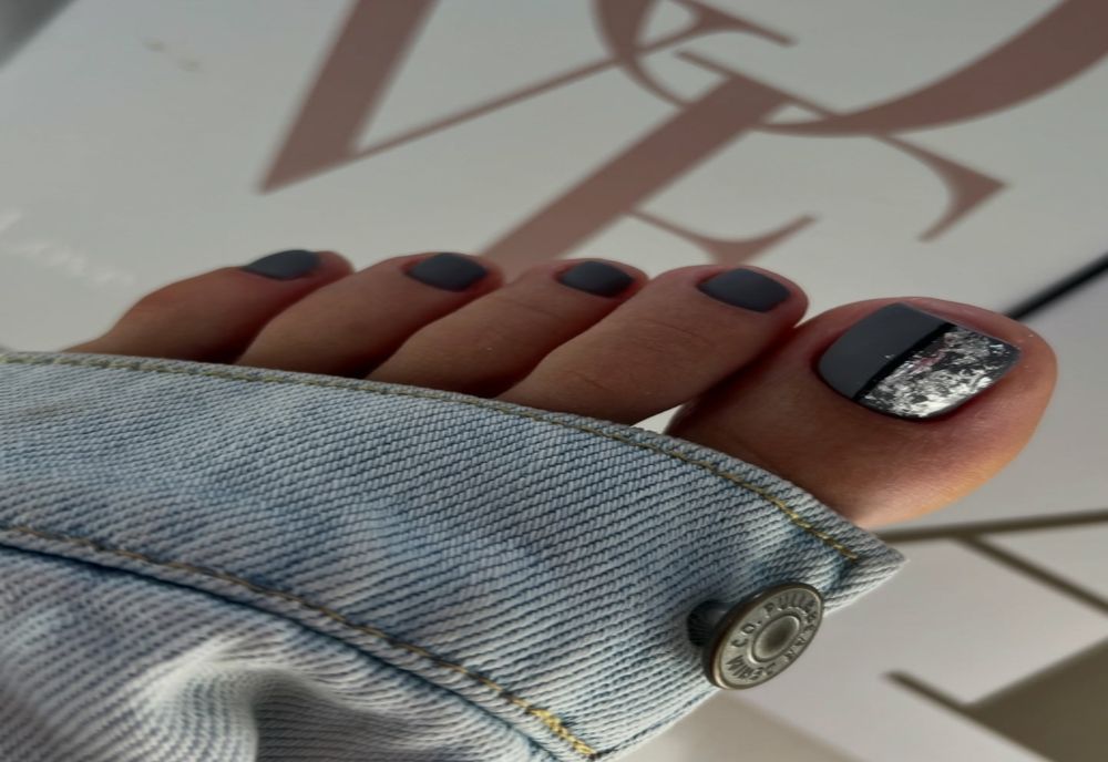 CÂT DE DES SĂ VĂ REFACEȚI PEDICHIURA, ÎN FUNCȚIE DE TIPUL ACESTEIA