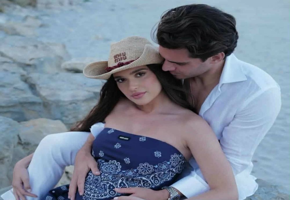 Ianis și Elena Hagi, imagini adorabile cu fiul lor, Giorgios, în ziua în care micuțul a împlinit 3 luni