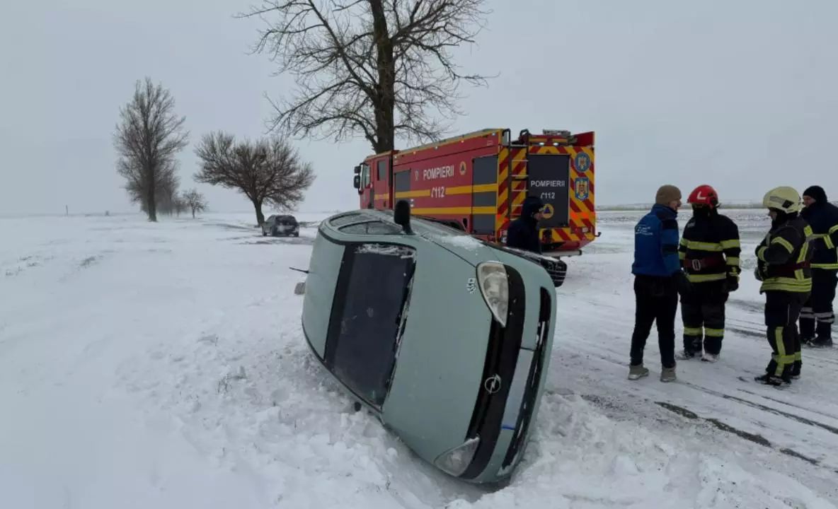România rămâne sub asediul iernii. Ce drumuri sunt blocate și ce porturi rămân închise
