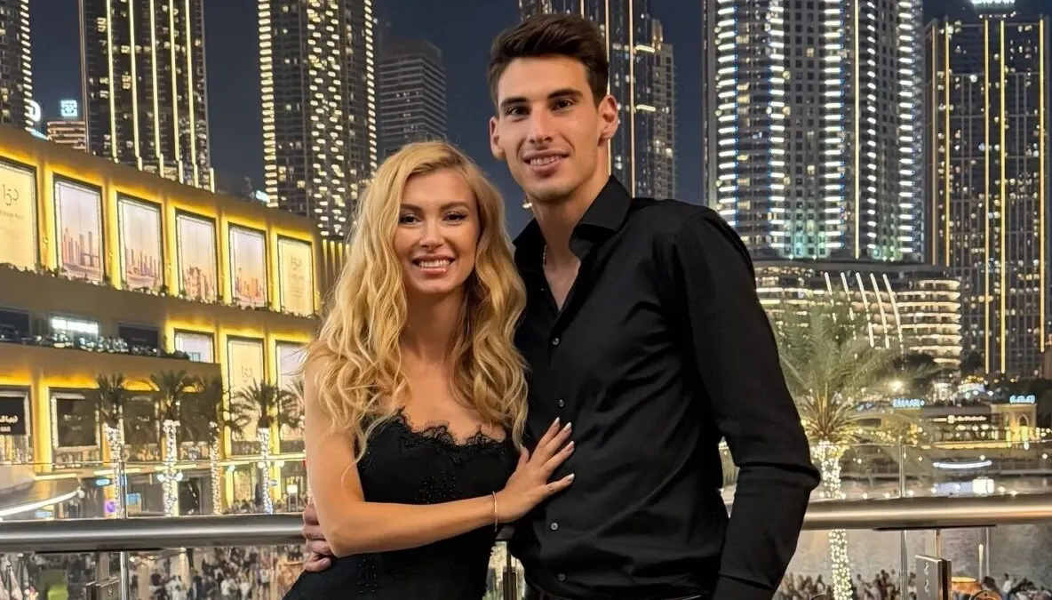 Andreea Bălan și Victor Cornea s-au căsătorit civil. Primele imagini de la eveniment