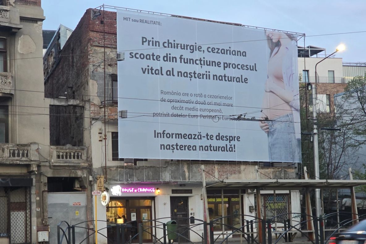 Cine se află în spatele panourilor publicitare cu mesaje anti-cezariană