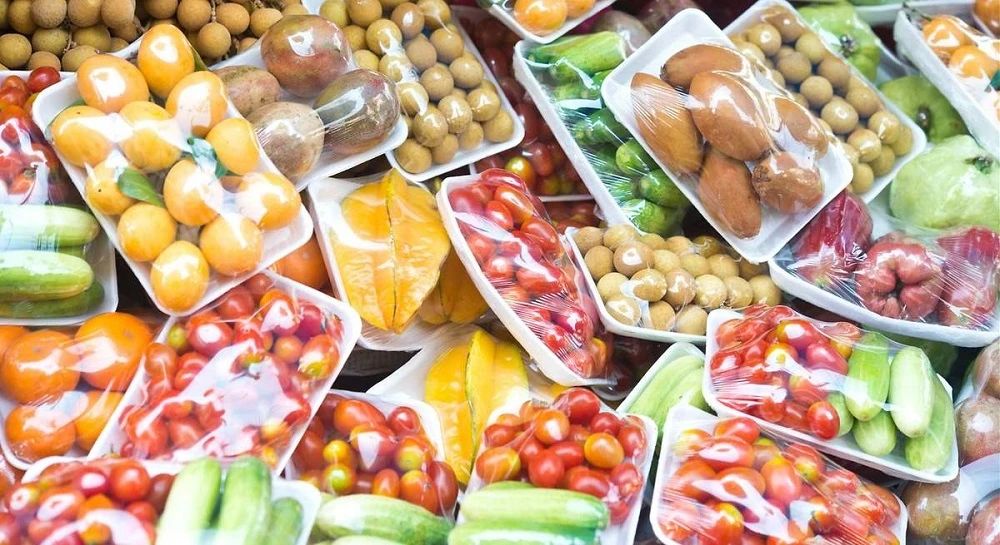 Avertisment: ambalajele din plastic reciclat pot elibera substanțe toxice în alimente