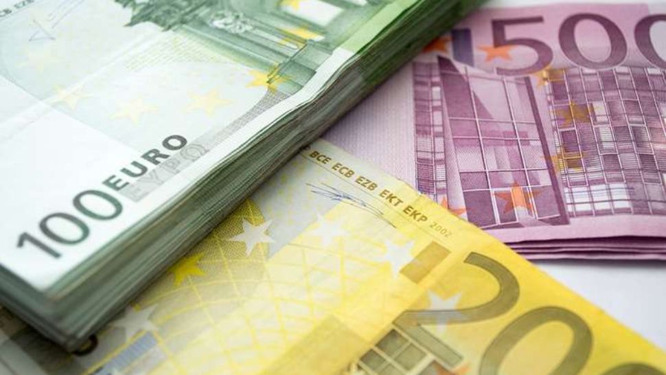 Euro atinge un nou record istoric! Curs BNR 5 mai 2026: Leul se prăbușește în ziua moțiunii de cenzură