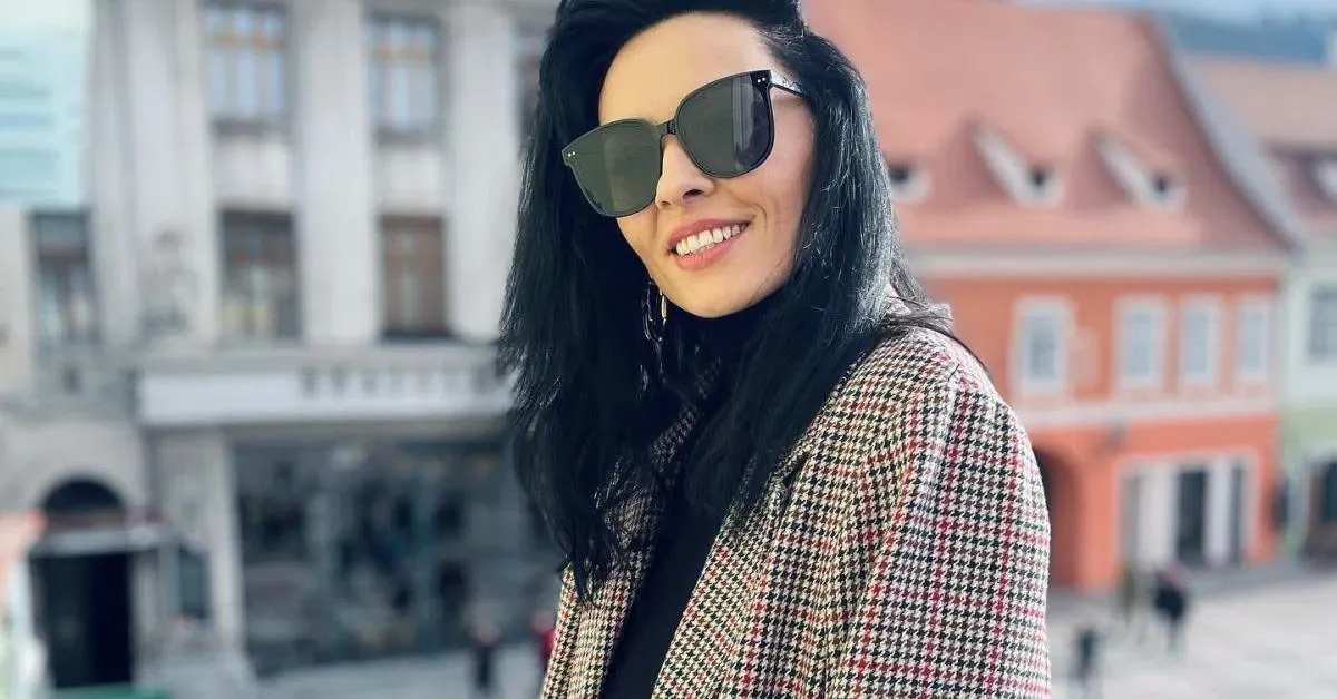 Cosmina Păsărin revine pe micul ecran, după ani de absență