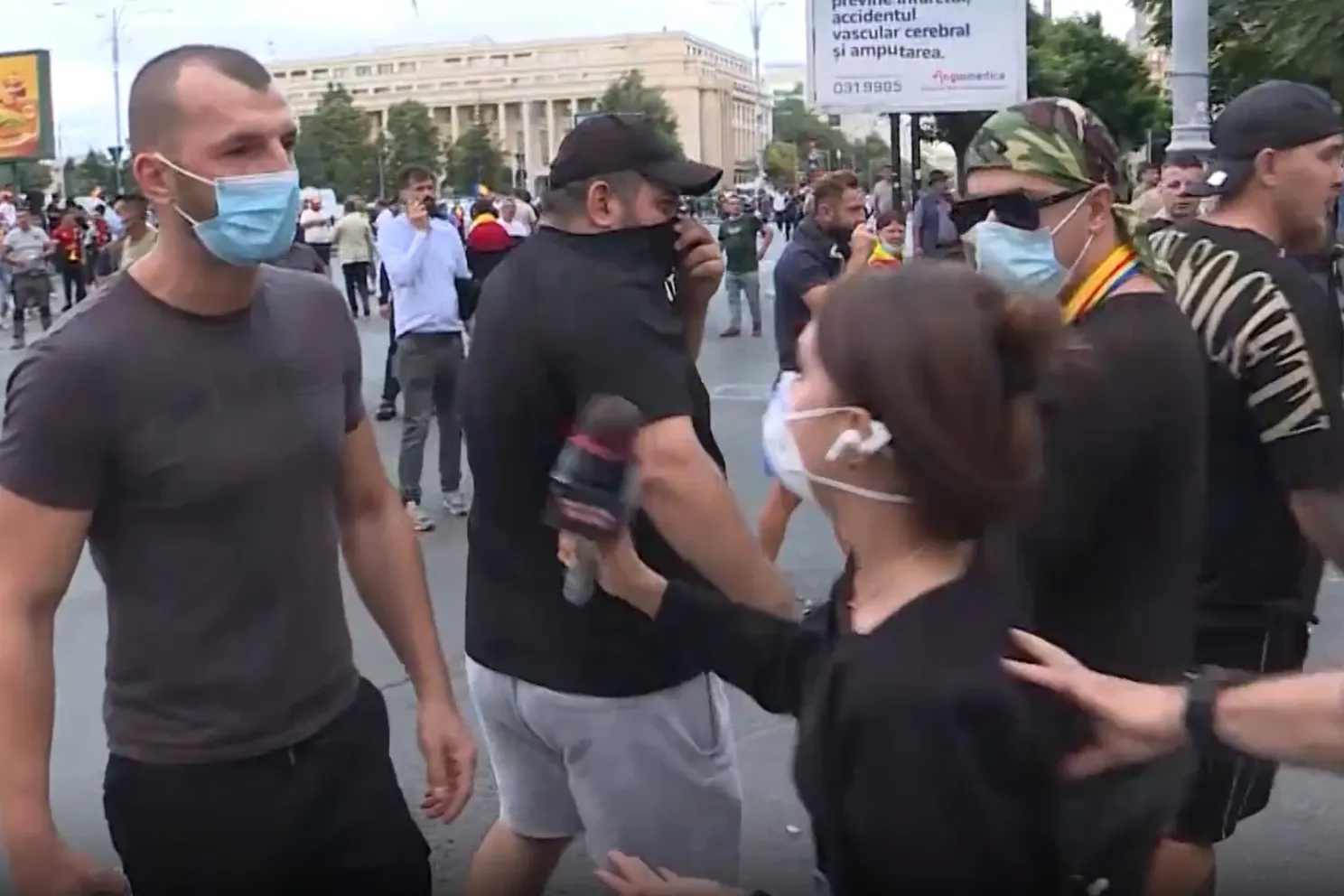 Clubul de Presă condamnă ferm agresarea echipei Realitatea PLUS și solicită identificarea și sancționarea agresorilor