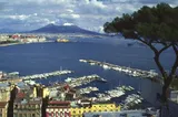 Napoli își redeschide bisericile abandonate