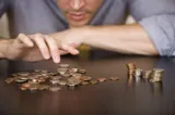 Eșecul Legii salarizării: salariile bugetarilor, între două variante. Ce urmează