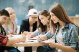 Competențele dobândite de liceeni, insuficient corelate cu nevoile reale ale angajatorilor