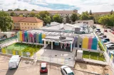 PARADOXUL DE LA ORADEA | „Premierul austerității” Ilie Bolojan a inaugurat o creșă la preț de hotel de lux. Un singur loc a costat peste 60.000 de euro