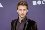 Keegan Allen, actorul din „Pretty Little Liars”, jefuit sub amenințarea armelor la Los Angeles