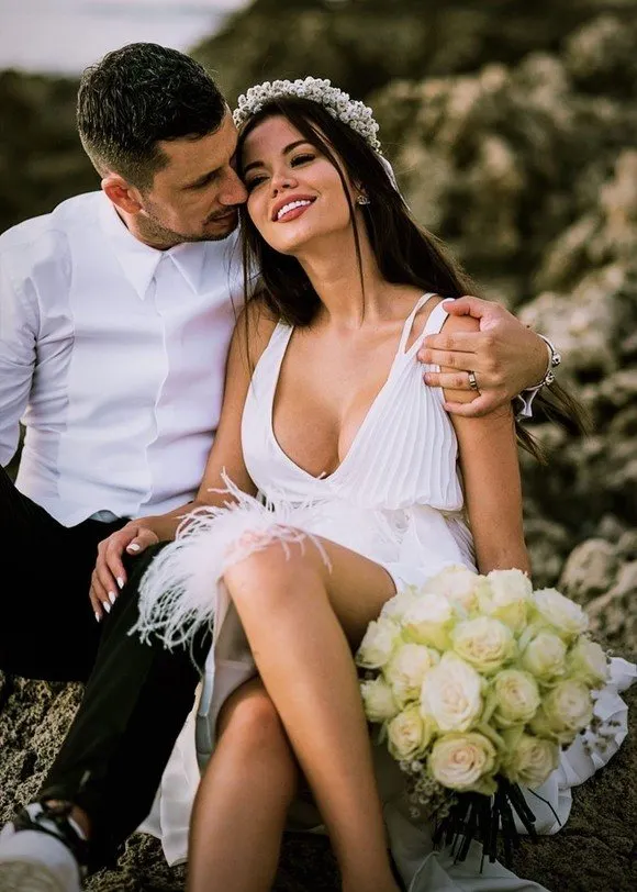 Denisa Filcea și Flick au devenit părinți. S-a aflat, în sfârșit, sexul copilului