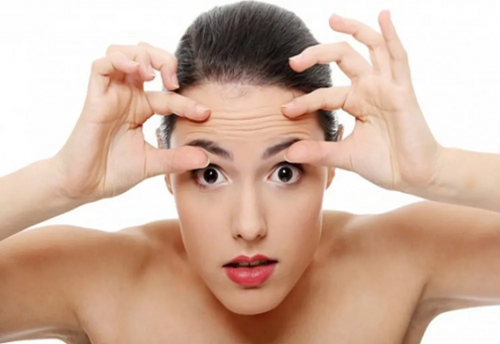„Fără Botox sau injecții”: un dermatolog dezvăluie cele 6 tipuri de riduri care pot fi reduse în mod natural
