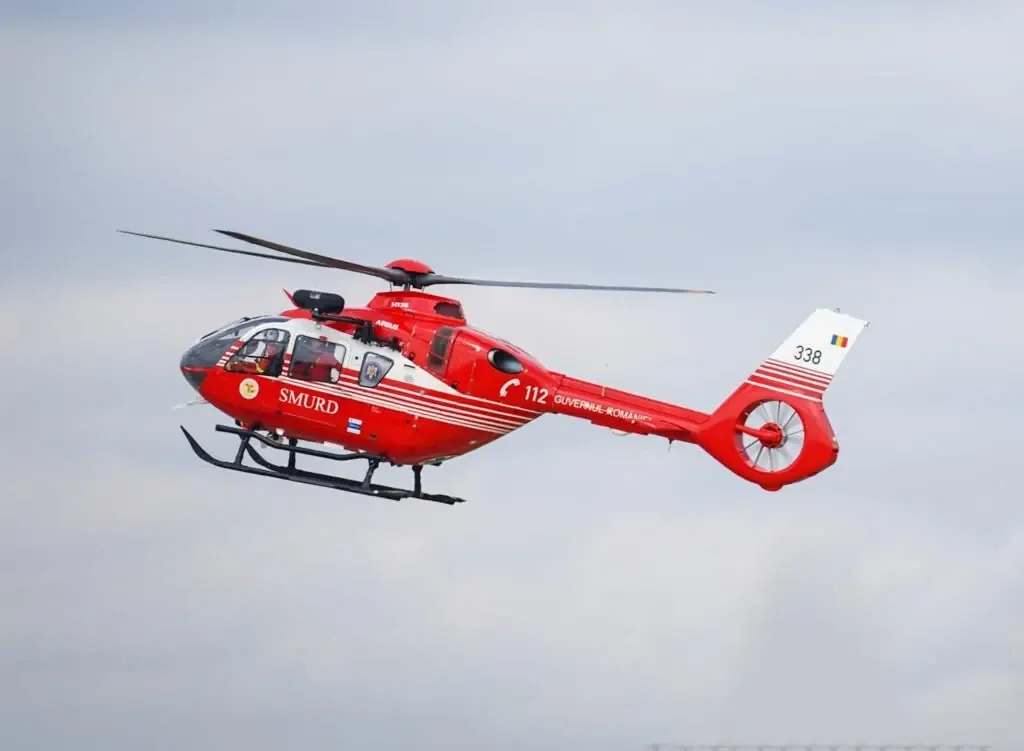Intervenție Salvamont cu elicopter SMURD