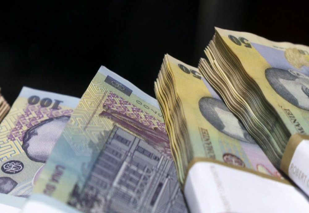 Familiile cu mai mult de doi copii vor putea primi 2.000 de lei în fiecare lună, de la stat, indiferent de venituri