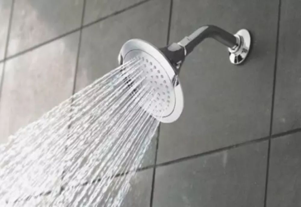 Cât de des ai cu adevărat nevoie să faci duș, conform științei