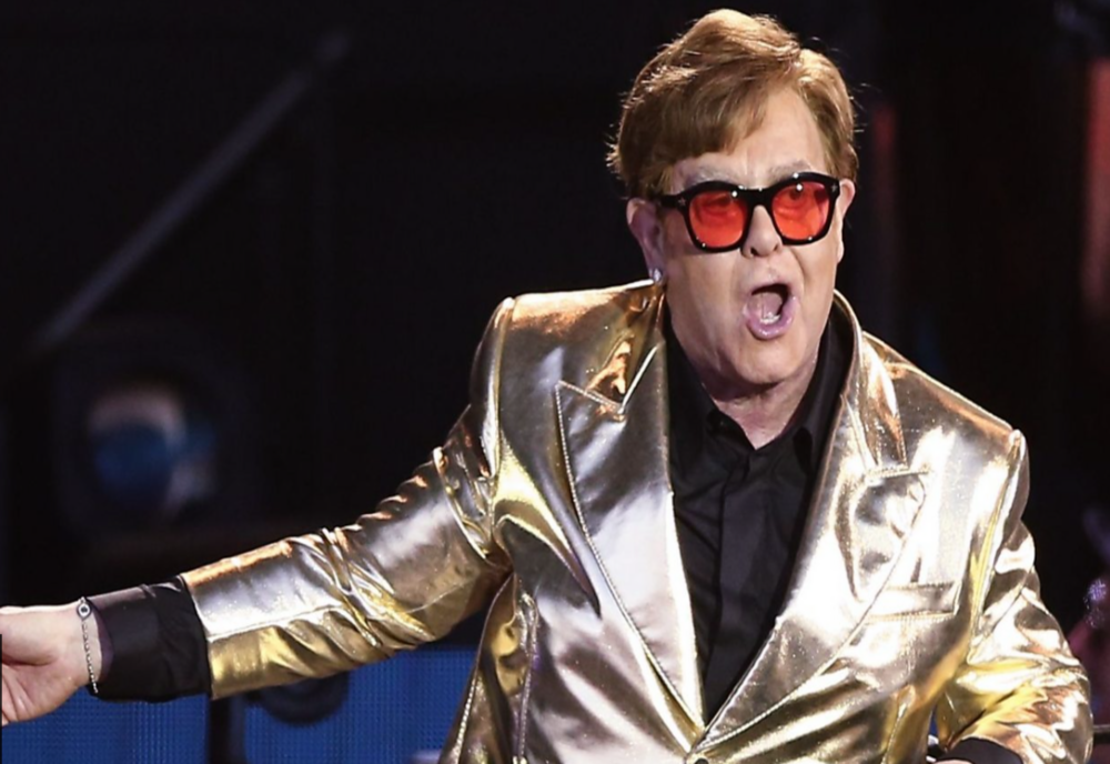 Elton John a susţinut ultimul lui concert în Regatul Unit