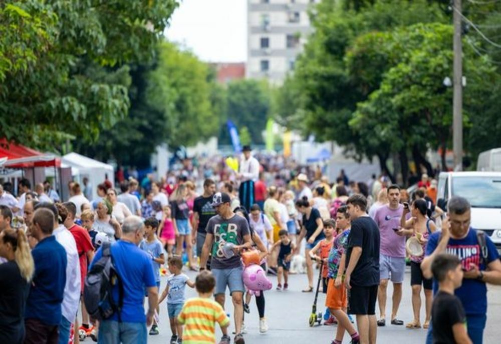 ULTIMUL WEEKEND DIN SEPTEMBRIE TRANSFORMĂ DIN NOU BUCUREȘTIUL ÎNTR-O SCENĂ ÎN AER LIBER