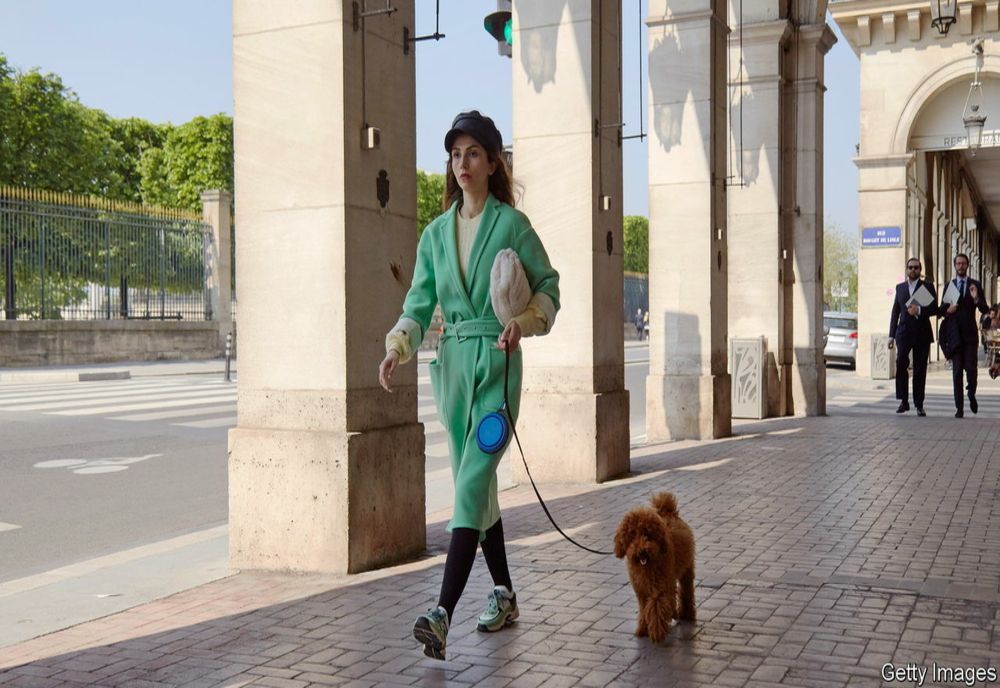 De ce franțuzoaicele nu mai poartă tocuri înalte