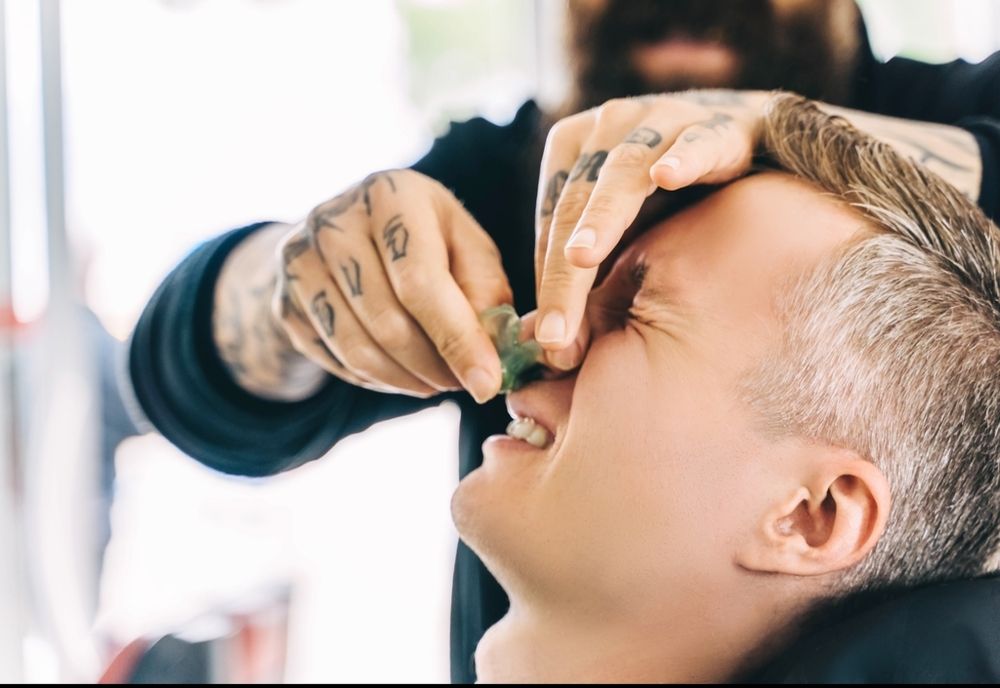 Motivul terifiant pentru care n-ar trebui să-ți mai smulgi părul din nas