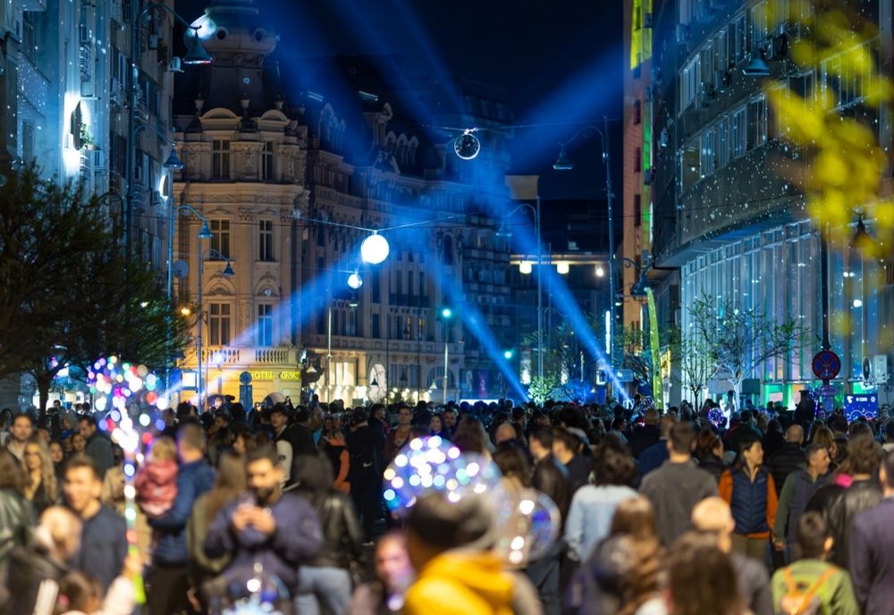 Străzi deschise se încheie cu a 8-a ediție a Spotlight - Festivalul Internațional al Luminii